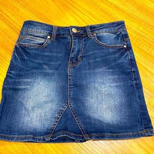 Dark wash denim skirt